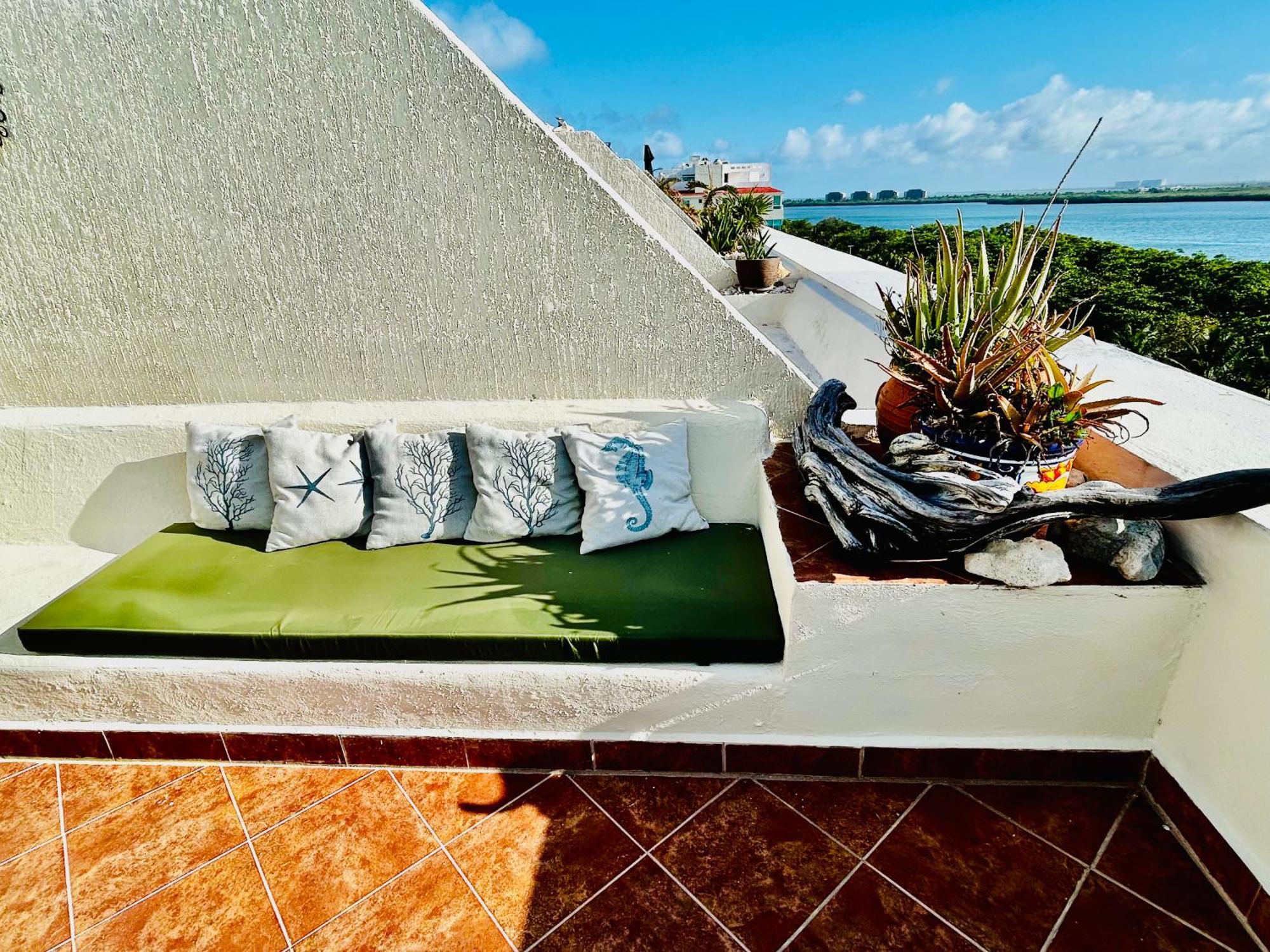 Solymar Condos On The Beach Cancun Exterior photo